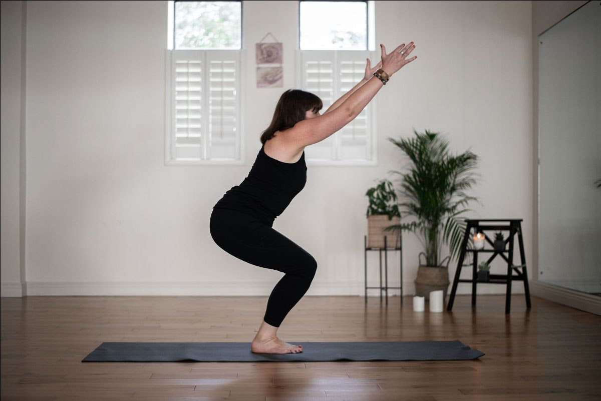 45 min Slow Flow Yoga - Beginner Full Body Vinyasa Yoga - YouTube